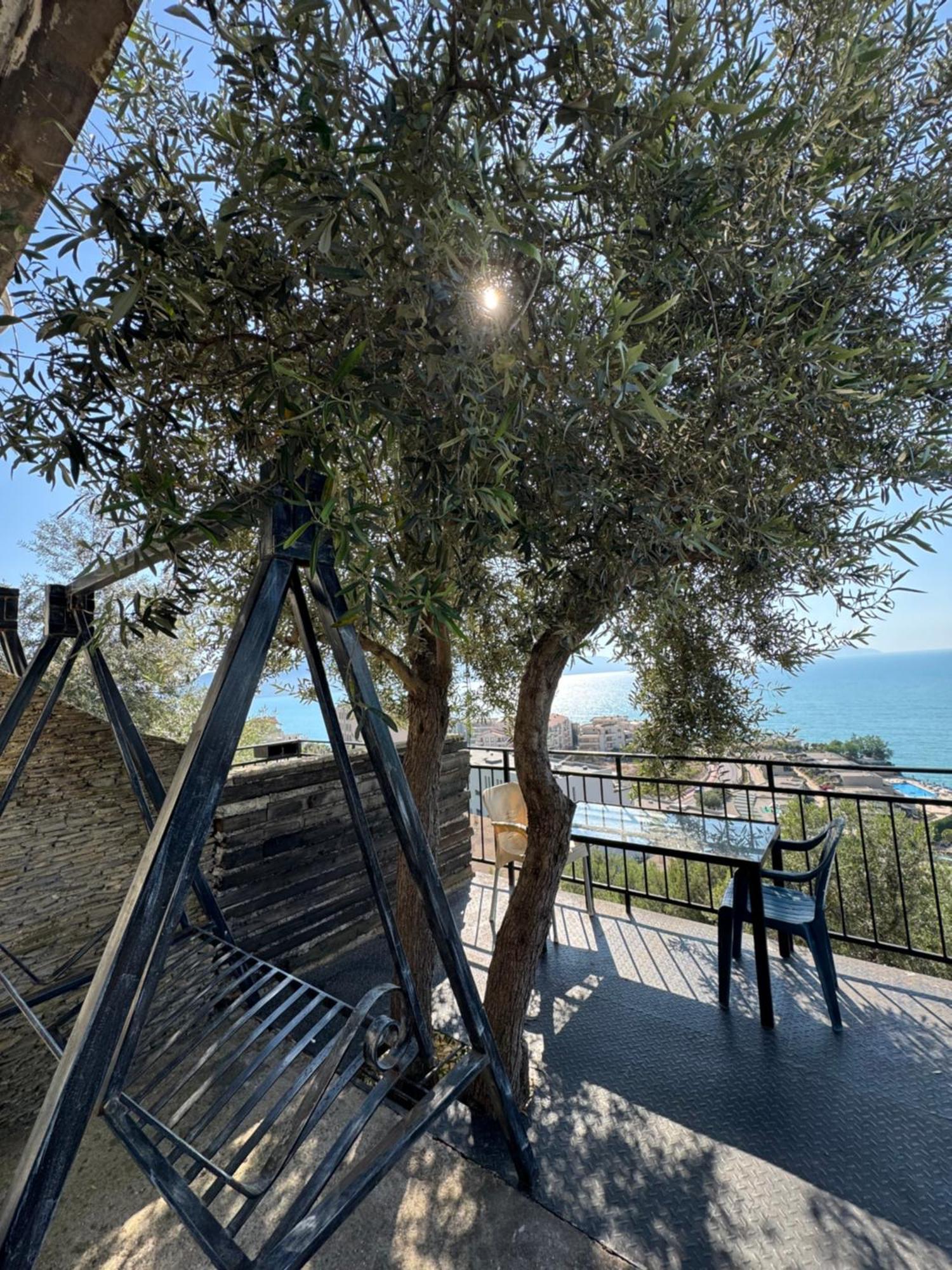 Hotel Vila "Oda E Miqve" Vlorë Exterior foto